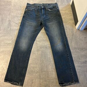 American Eagle 34/36 Straight Leg Jeans. Perfect condition and a very nice wash